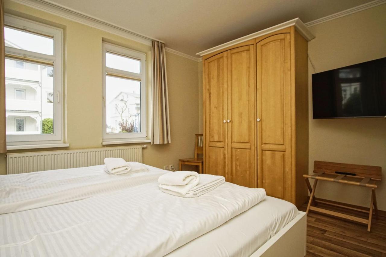 Mit Meerblick Und Balkon, Gratis Nutzung Vom Ahoi Erlebnisbad Und Sauna In Sellin - Meeresblick Fewo 38 Goehren  Eksteriør billede